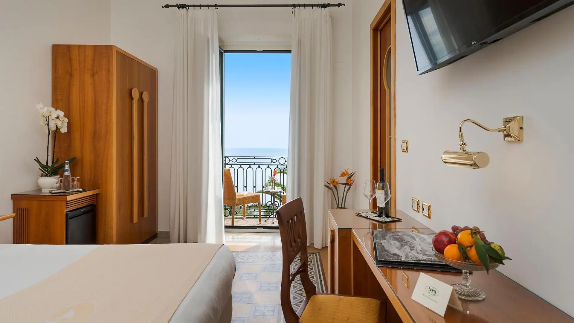 Hotel Villa Schuler Taormina 4*,  Italy